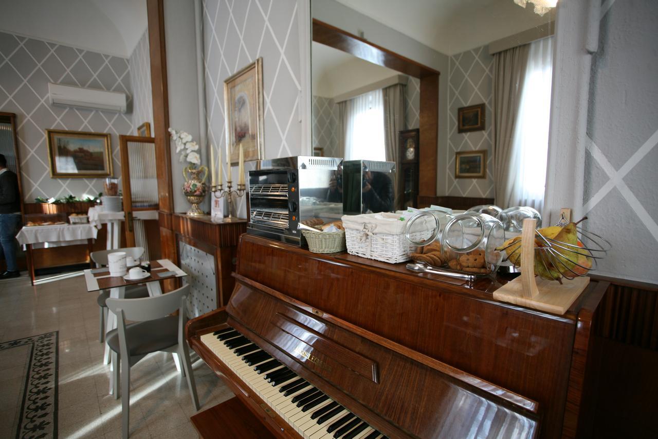 Hotel Il Sole Empoli Bagian luar foto
